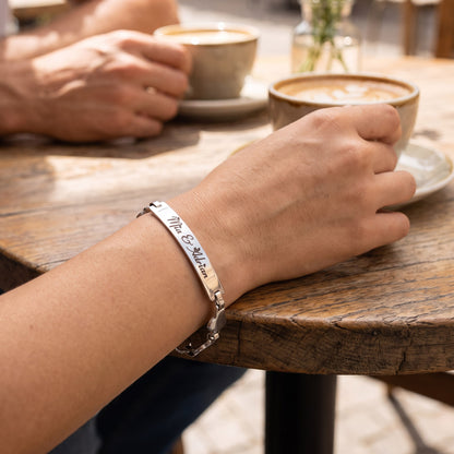 Personalisiertes Herz-Armband aus Edelstahl mit Gravur für Damen