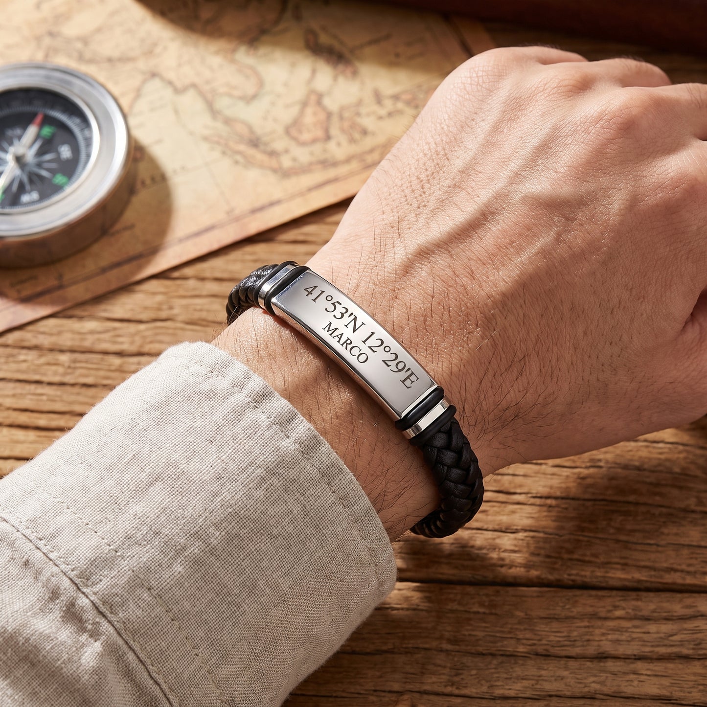 Geflochtenes Armband mit Gravur – Personalisierbar