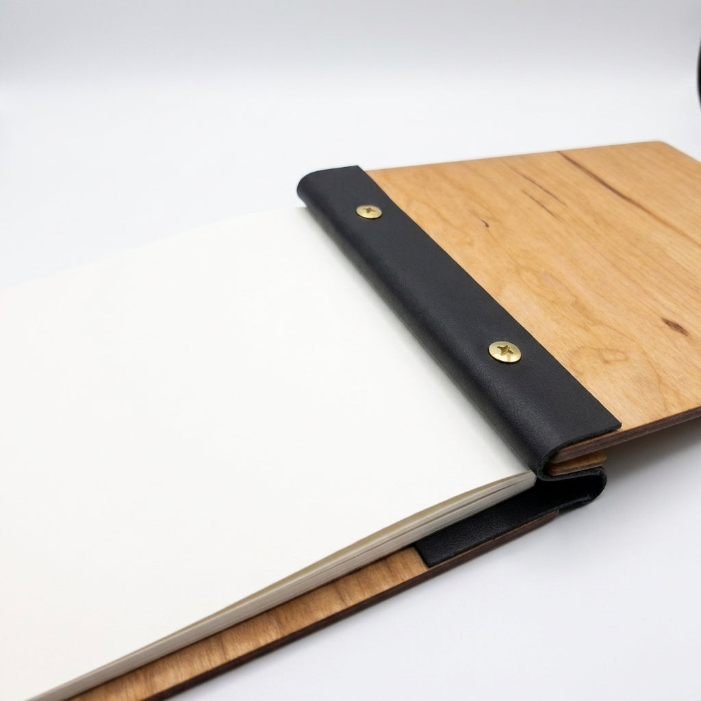 Personalisiertes Gästebuch aus Holz mit Gravur – für Hochzeit & besondere Anlässe