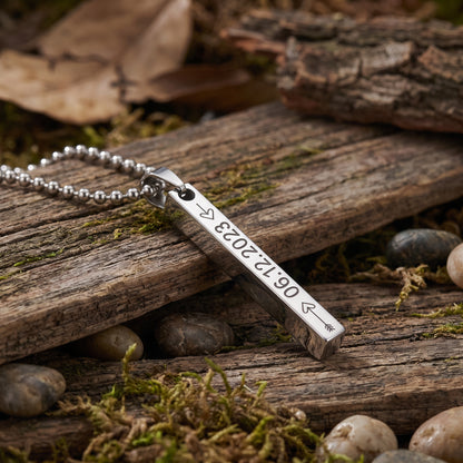 Personalisierte Edelstahl-Halskette mit Gravur – Stabanhänger in Silber