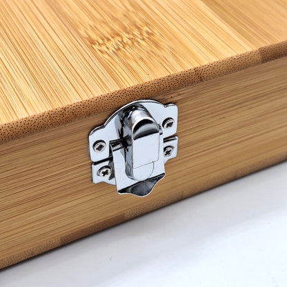 Personalisiertes Weinset aus Bambus mit Gravur – Geschenkbox mit Weinzubehör