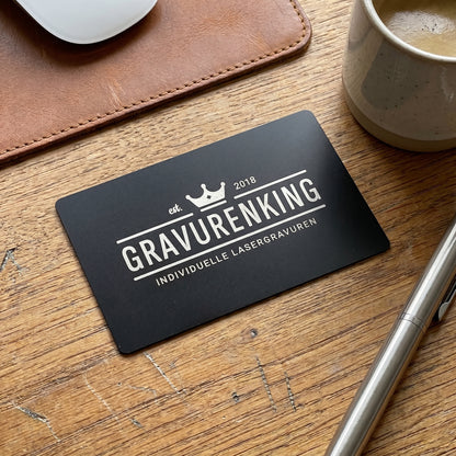 Schwarze Edelstahlkarte mit individueller Lasergravur - Visitenkarte / VIP-Pass